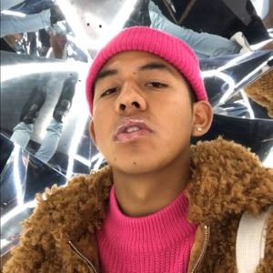 Meet your Posher, Brandon